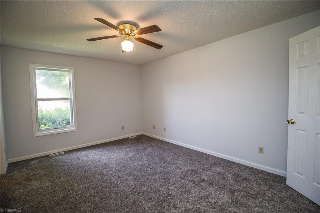 318 Helmstetler Road Lexington, NC 27295 - Photo 14 of 28