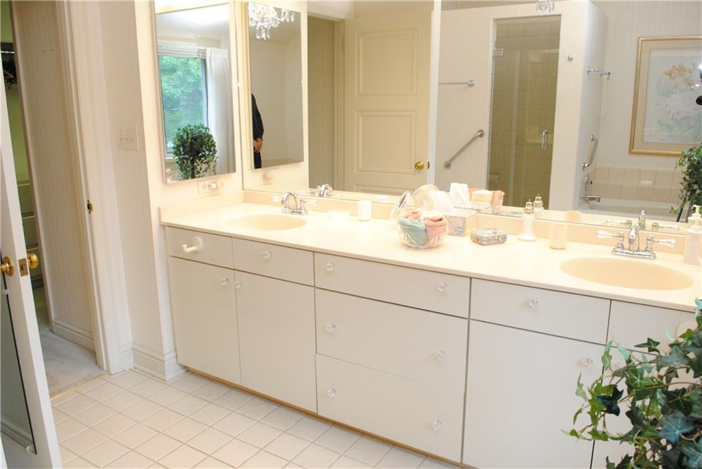 207 Buckingham Road Pittsburgh, PA 15215 - Photo 19 of 25 Gallery Image 19