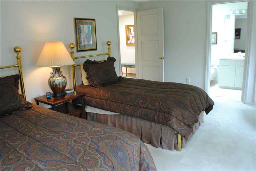 207 Buckingham Road Pittsburgh, PA 15215 - Photo 21 of 25 Gallery Image 21
