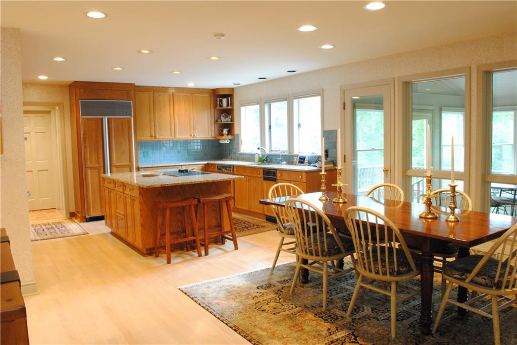 207 Buckingham Road Pittsburgh, PA 15215 - Photo 9 of 25 Gallery Image 9