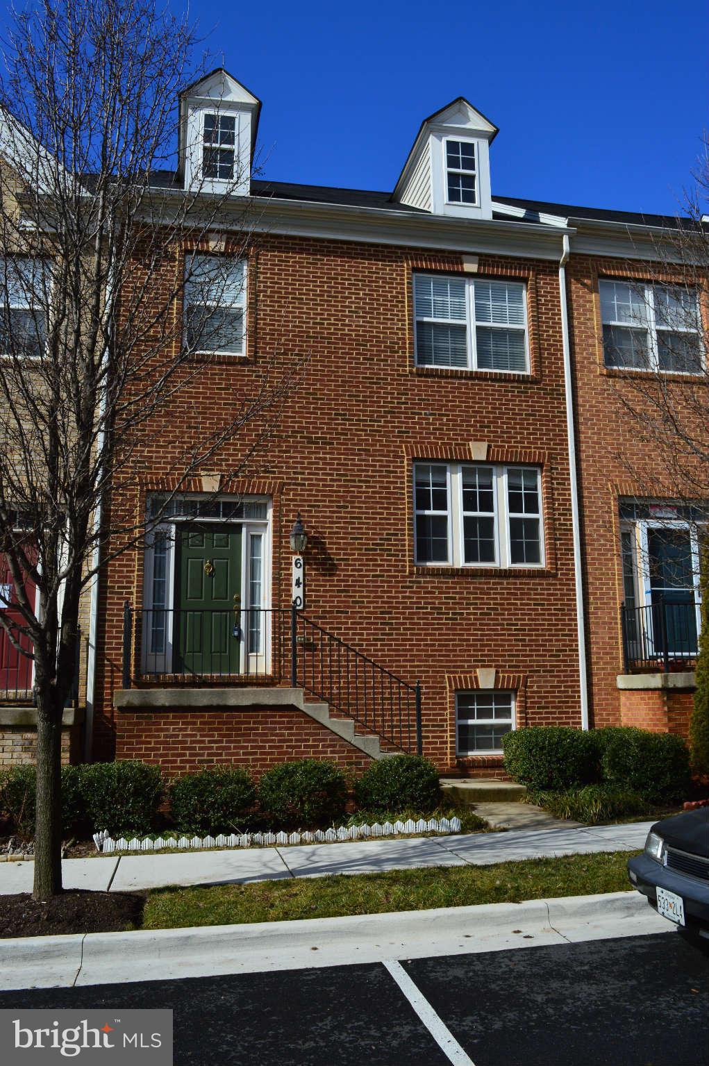 640 Cedar Spring Street Gaithersburg, MD 20877 - Photo 47 of 59 Exterior (Front)