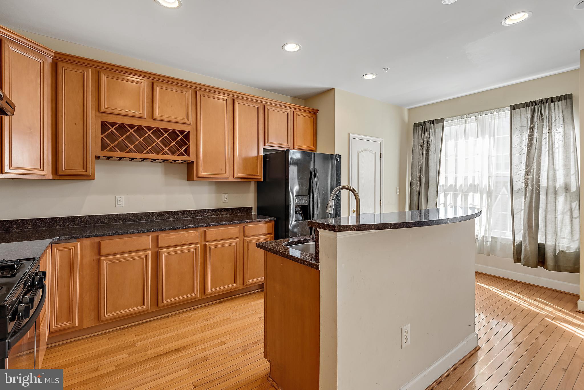 640 Cedar Spring Street Gaithersburg, MD 20877 - Photo 6 of 59 Gallery Image 6