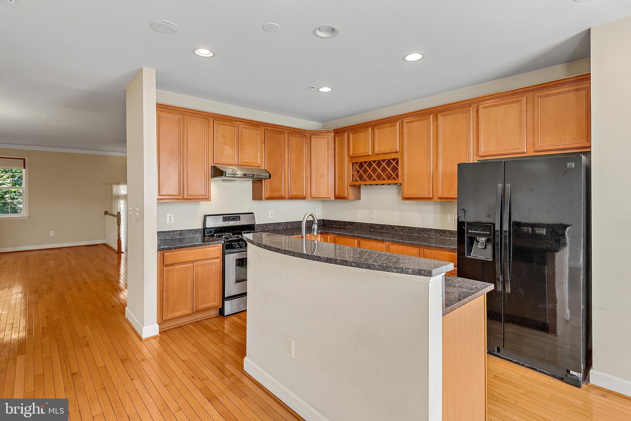 640 Cedar Spring Street Gaithersburg, MD 20877 - Photo 7 of 59 Gallery Image 7