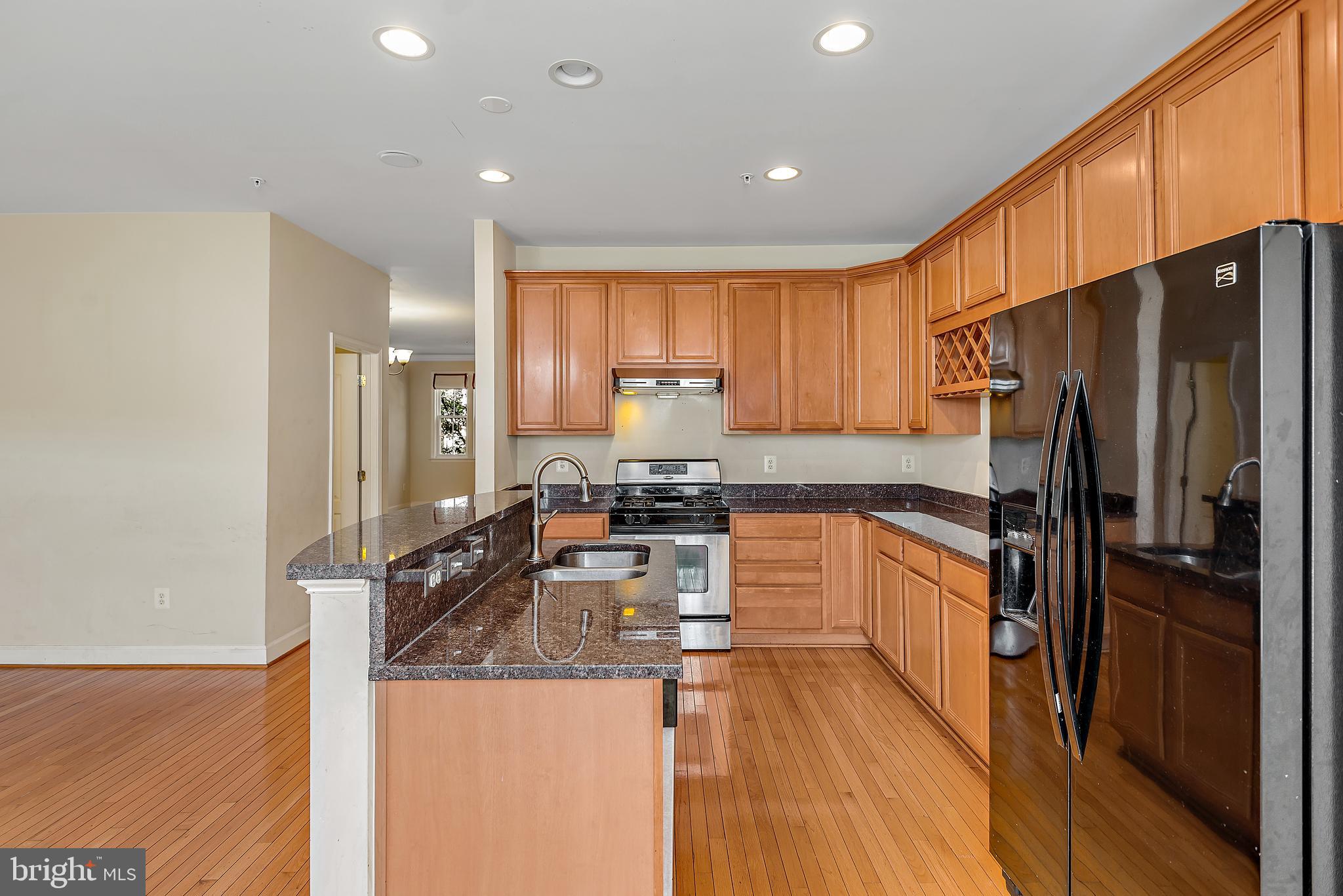 640 Cedar Spring Street Gaithersburg, MD 20877 - Photo 8 of 59 Gallery Image 8