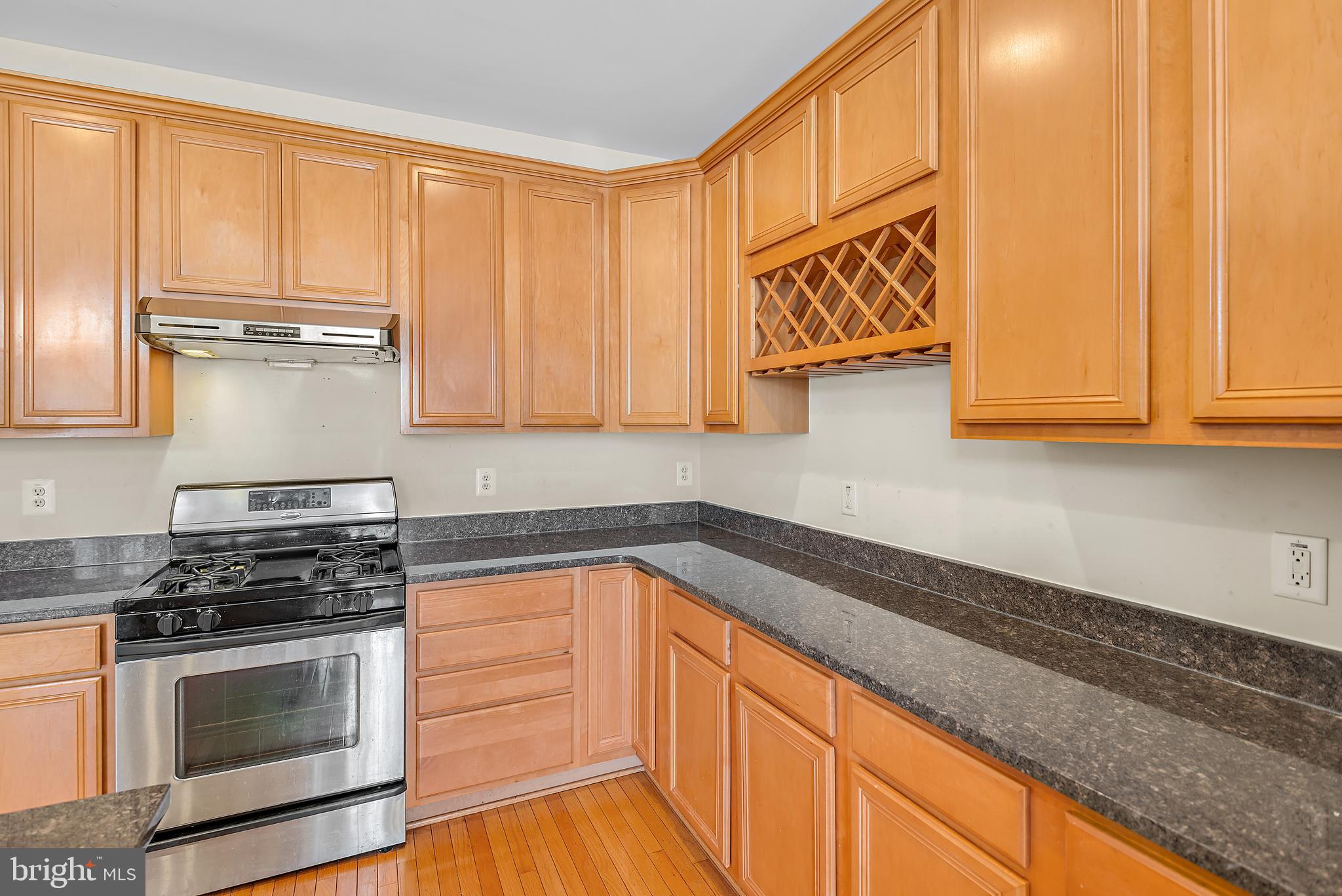 640 Cedar Spring Street Gaithersburg, MD 20877 - Photo 9 of 59 Gallery Image 9