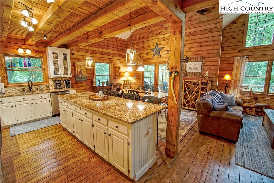473 Double Knob Road Banner Elk, NC 28604 - Photo 6 of 49 Gallery Image 6