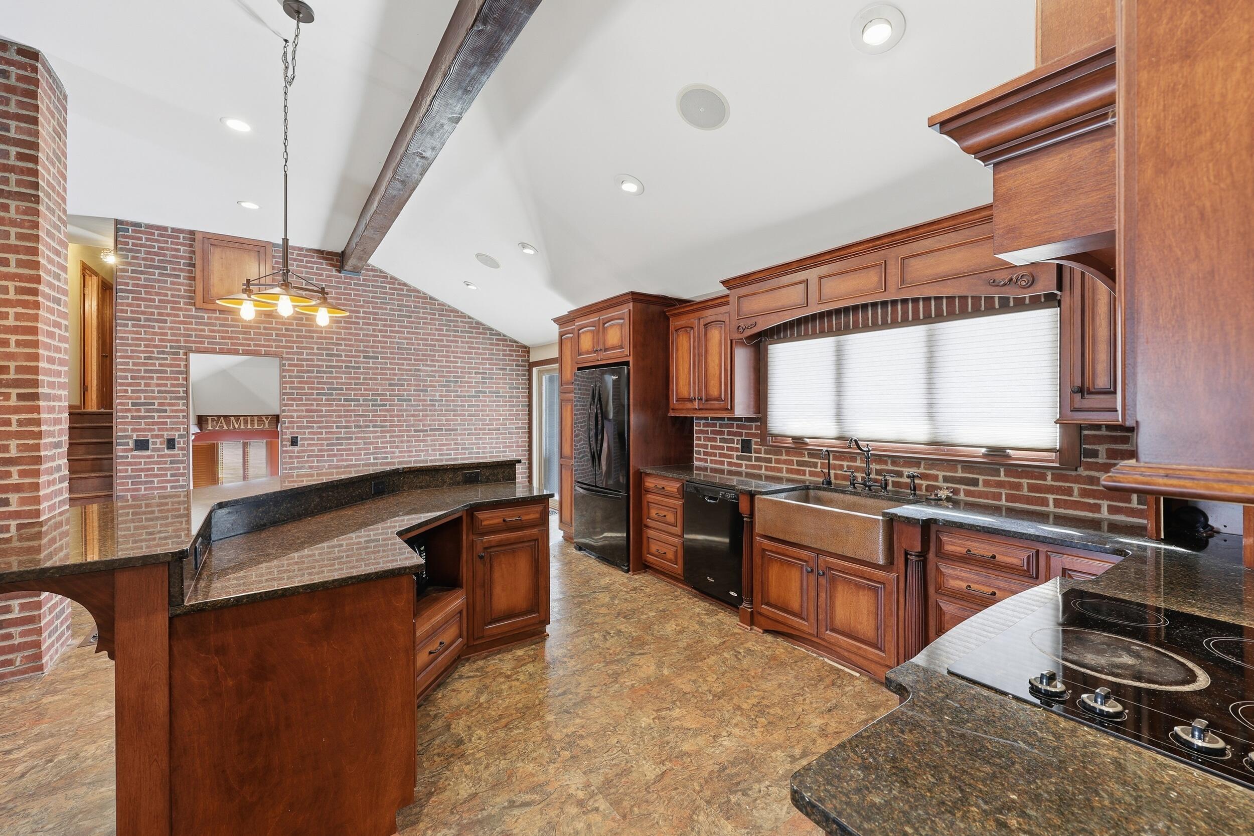 5370 Dublin Road Delaware, OH 43015 - Photo 15 of 50 Kitchen