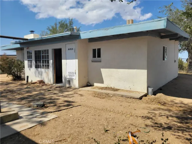 $2,000 | 9116 Sierra Vista Road, Phelan, CA 92371