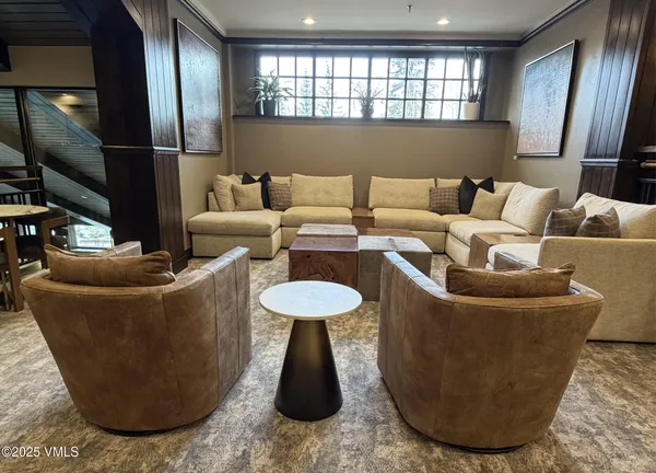 $135,000 | 46 Avondale Lane, Unit 307 WEEKS 5&6 3 ADD'L WKS, Beaver Creek, CO 81620