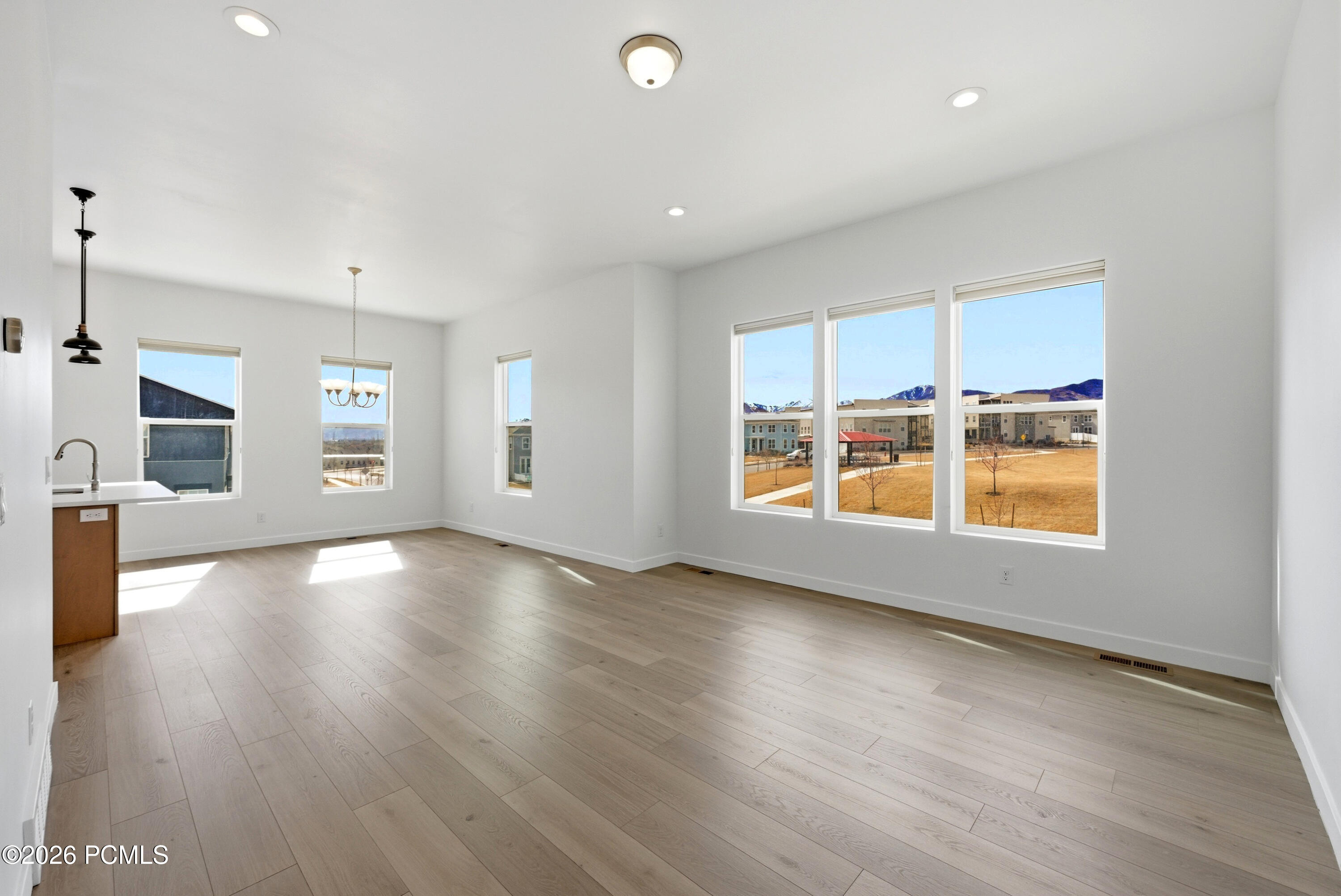 7617 Bear Gulch Road West Jordan, UT 84081 - Photo 5 of 51