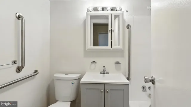 $229,999 | 1260 21st Street Northwest, Unit 210, Washington, DC 20036