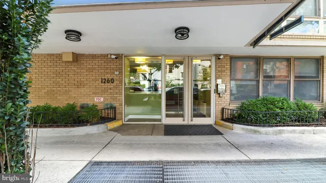 $229,999 | 1260 21st Street Northwest, Unit 210, Washington, DC 20036