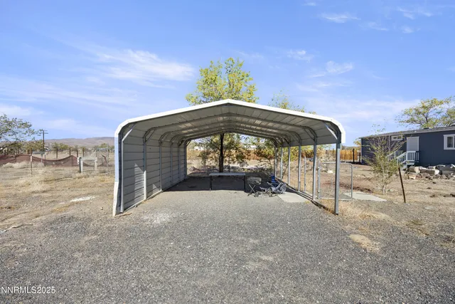 $270,000 | 3715 Deodar Street, Silver Springs, NV 89429