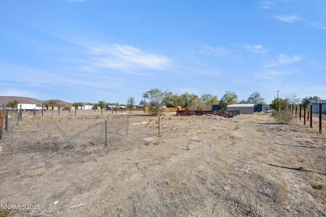 $270,000 | 3715 Deodar Street, Silver Springs, NV 89429