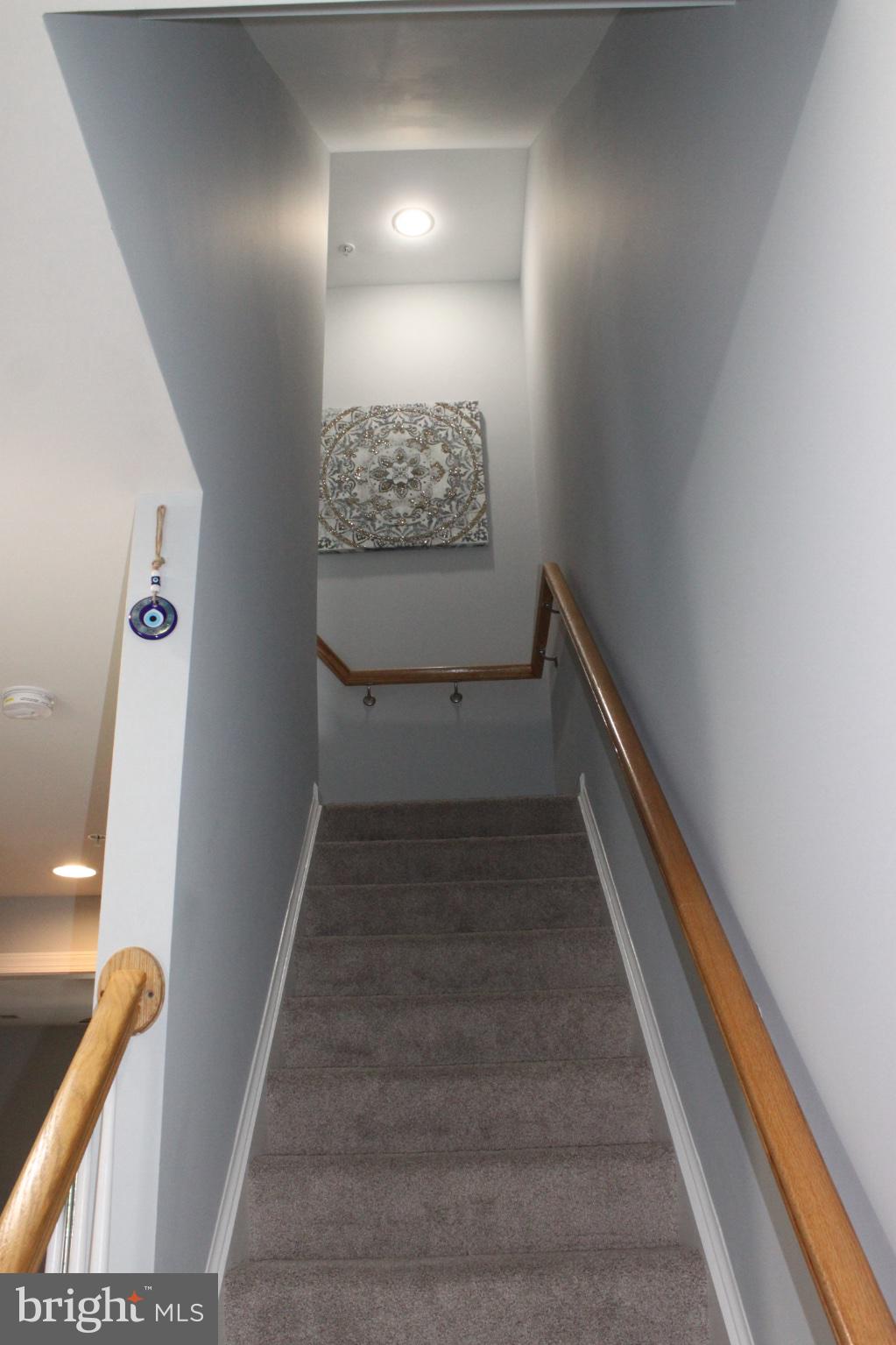 7452 Riding Meadow Way Manassas, VA 20111 - Photo 3 of 22 Inviting ascent to serene spaces.