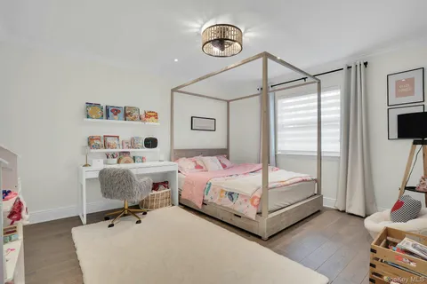 $1,069,000 | 54 Estate Court, Unit 54, Woodbury, NY 11797