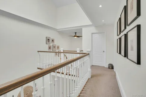 $1,069,000 | 54 Estate Court, Unit 54, Woodbury, NY 11797