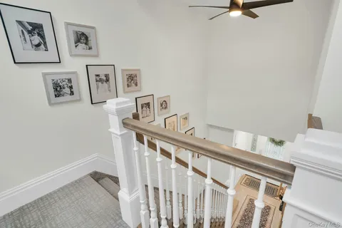 $1,069,000 | 54 Estate Court, Unit 54, Woodbury, NY 11797