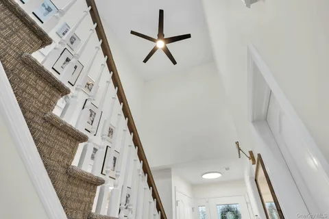 $1,069,000 | 54 Estate Court, Unit 54, Woodbury, NY 11797