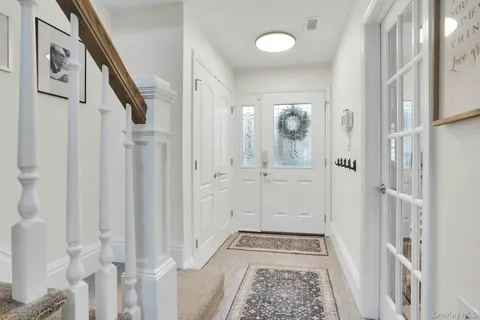 $1,069,000 | 54 Estate Court, Unit 54, Woodbury, NY 11797