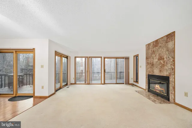 $949,000 | 6207 Possum Trot Court, Manassas, VA 20112