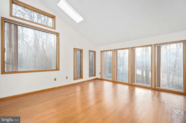 $949,000 | 6207 Possum Trot Court, Manassas, VA 20112