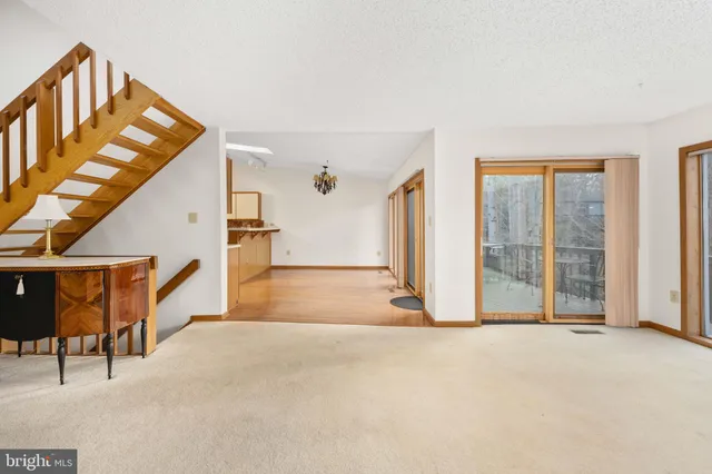 $949,000 | 6207 Possum Trot Court, Manassas, VA 20112