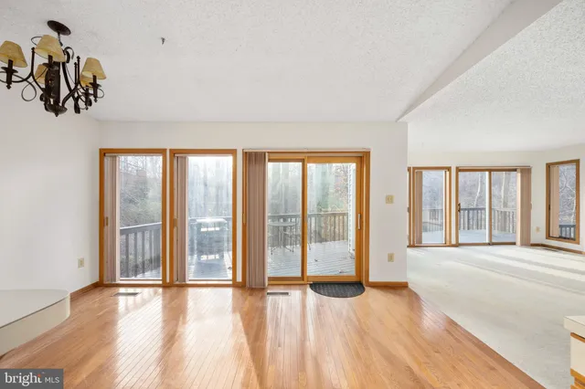 $949,000 | 6207 Possum Trot Court, Manassas, VA 20112