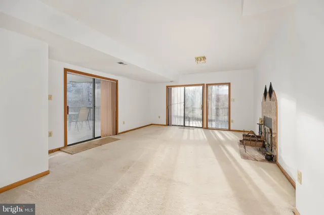 $949,000 | 6207 Possum Trot Court, Manassas, VA 20112