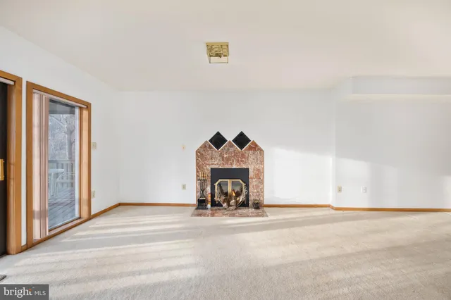 $949,000 | 6207 Possum Trot Court, Manassas, VA 20112