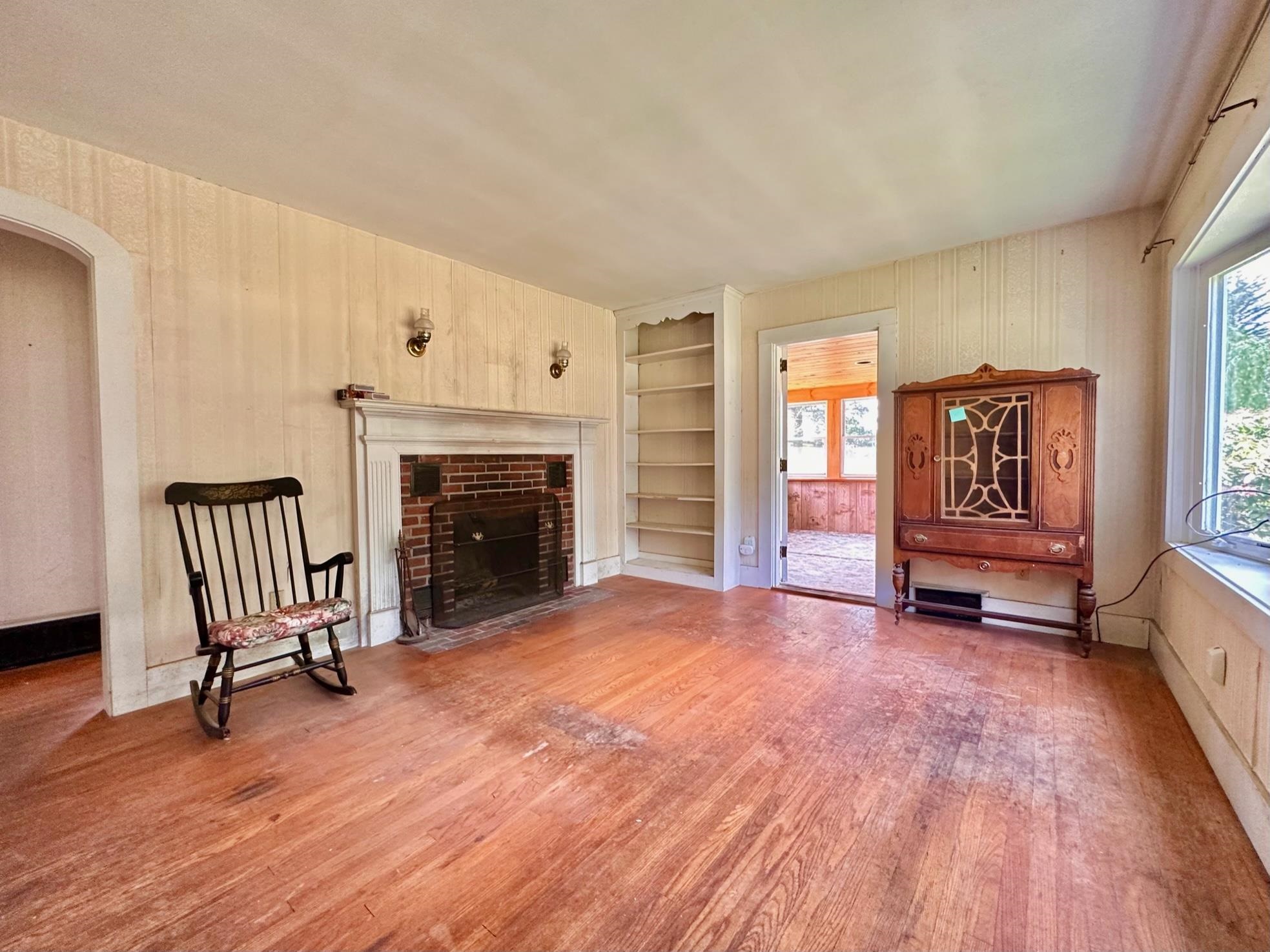 464 Josiah Bartlett Road Concord, NH 03301 - Photo 4 of 39 Gallery Image 4