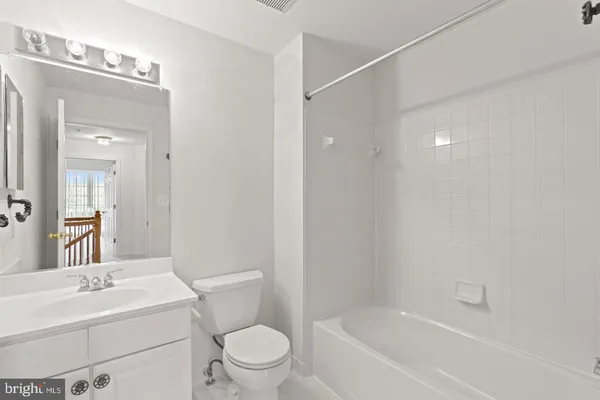 $2,900 | 1925 Crescent Park Drive, Unit 105A, Reston, VA 20190