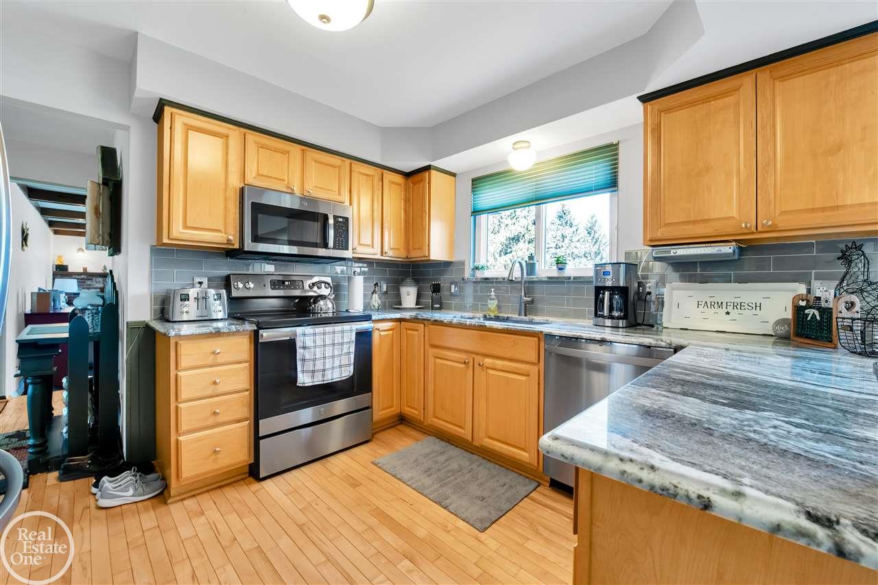71450 Coon Creek Road Armada, MI 48005 - Photo 6 of 37 50068258-5.JPG