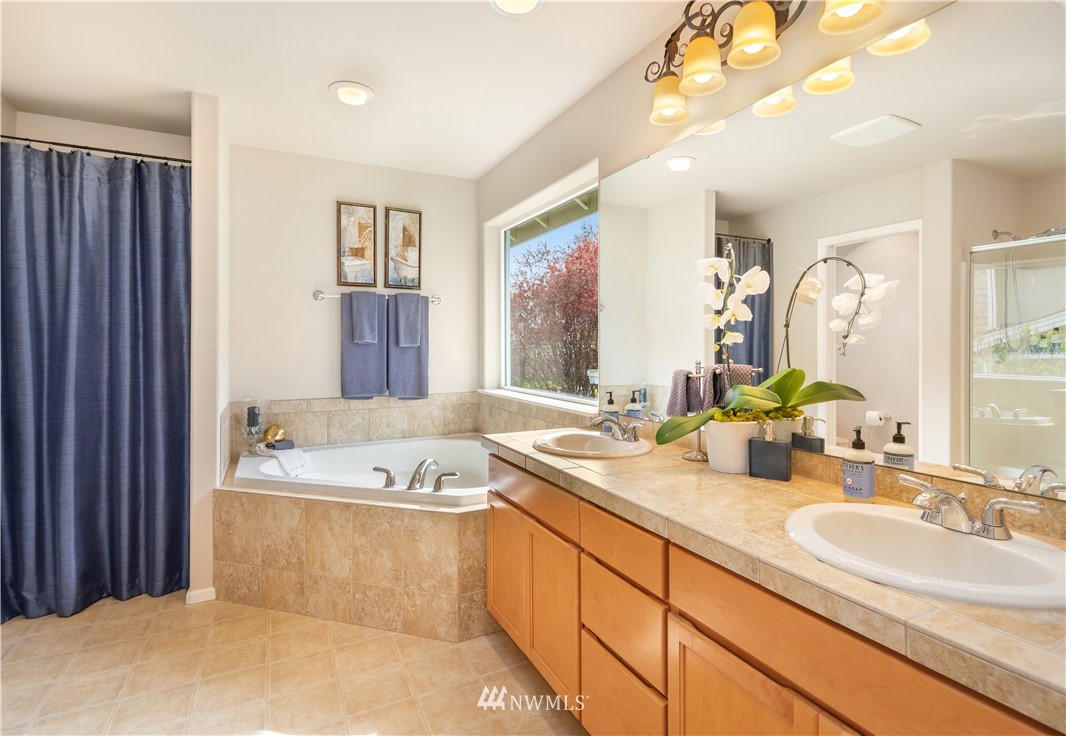 1711 237th Place Southwest Bothell, WA 98021 - Photo 17 of 24