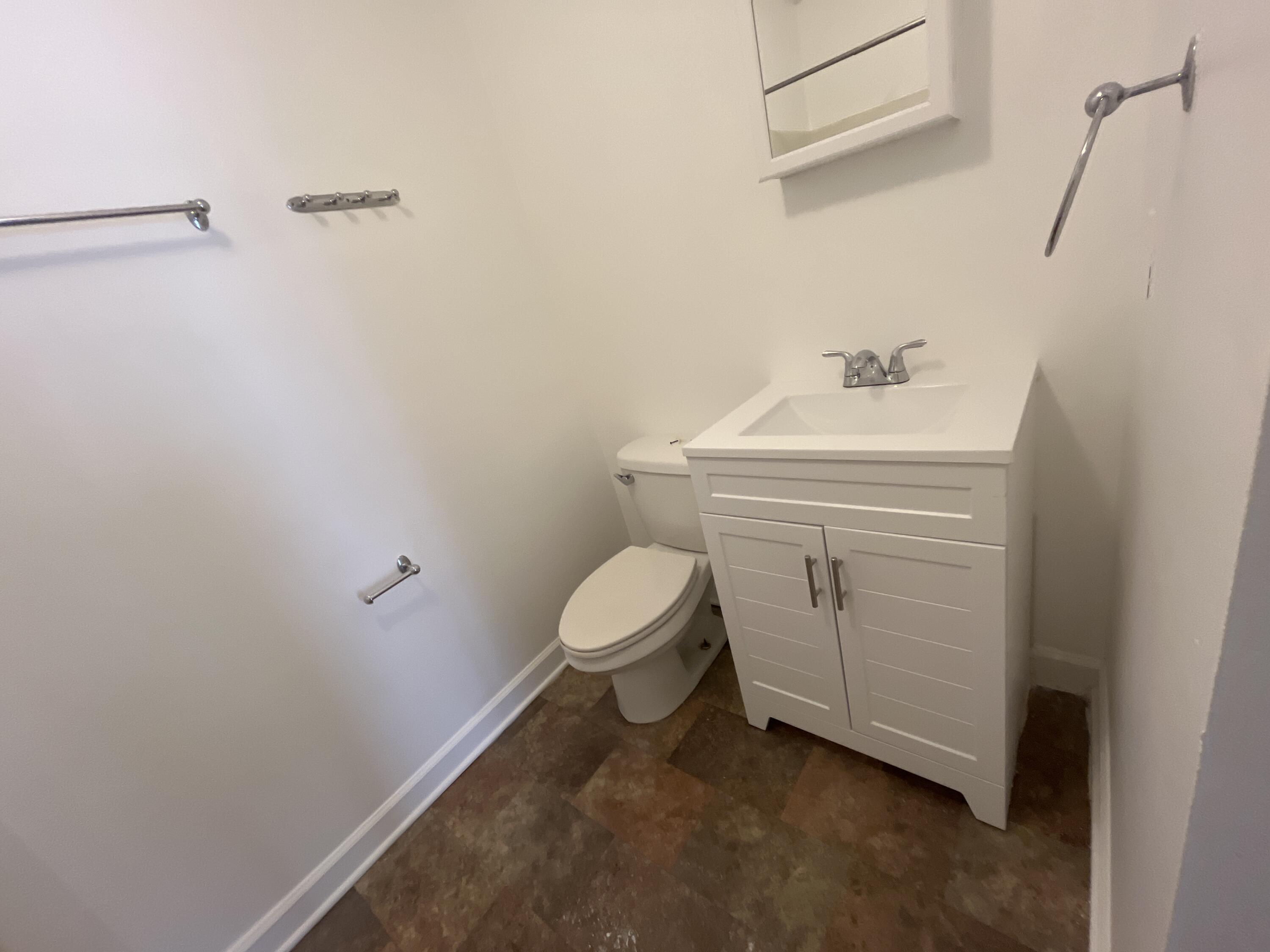 126 Alexander Street, Unit A Charleston, SC 29403 - Photo 5 of 7 original (30)