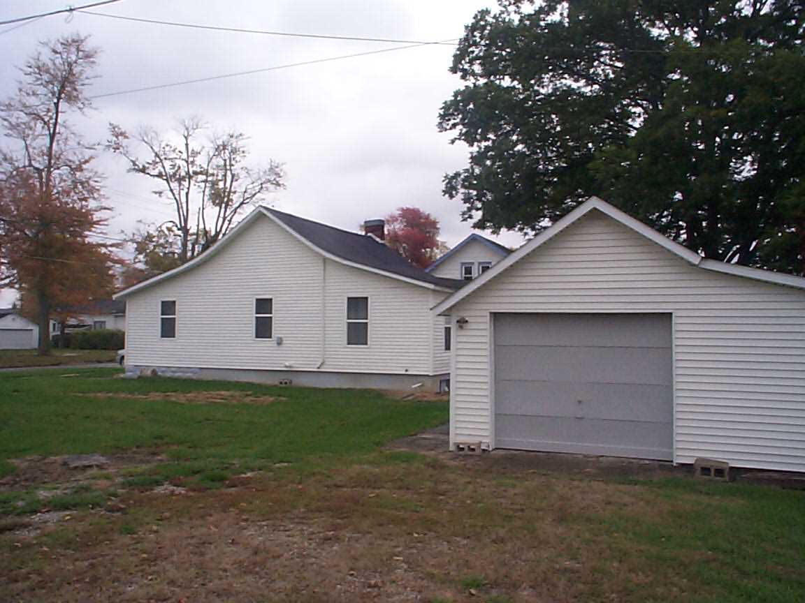 146 Walnut Street Butler, IN 46721 - Photo 11 of 12