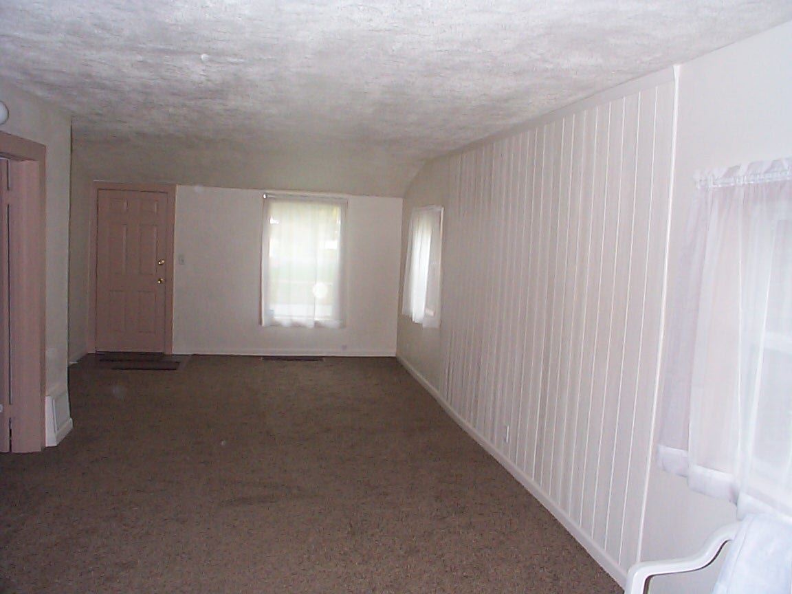 146 Walnut Street Butler, IN 46721 - Photo 3 of 12