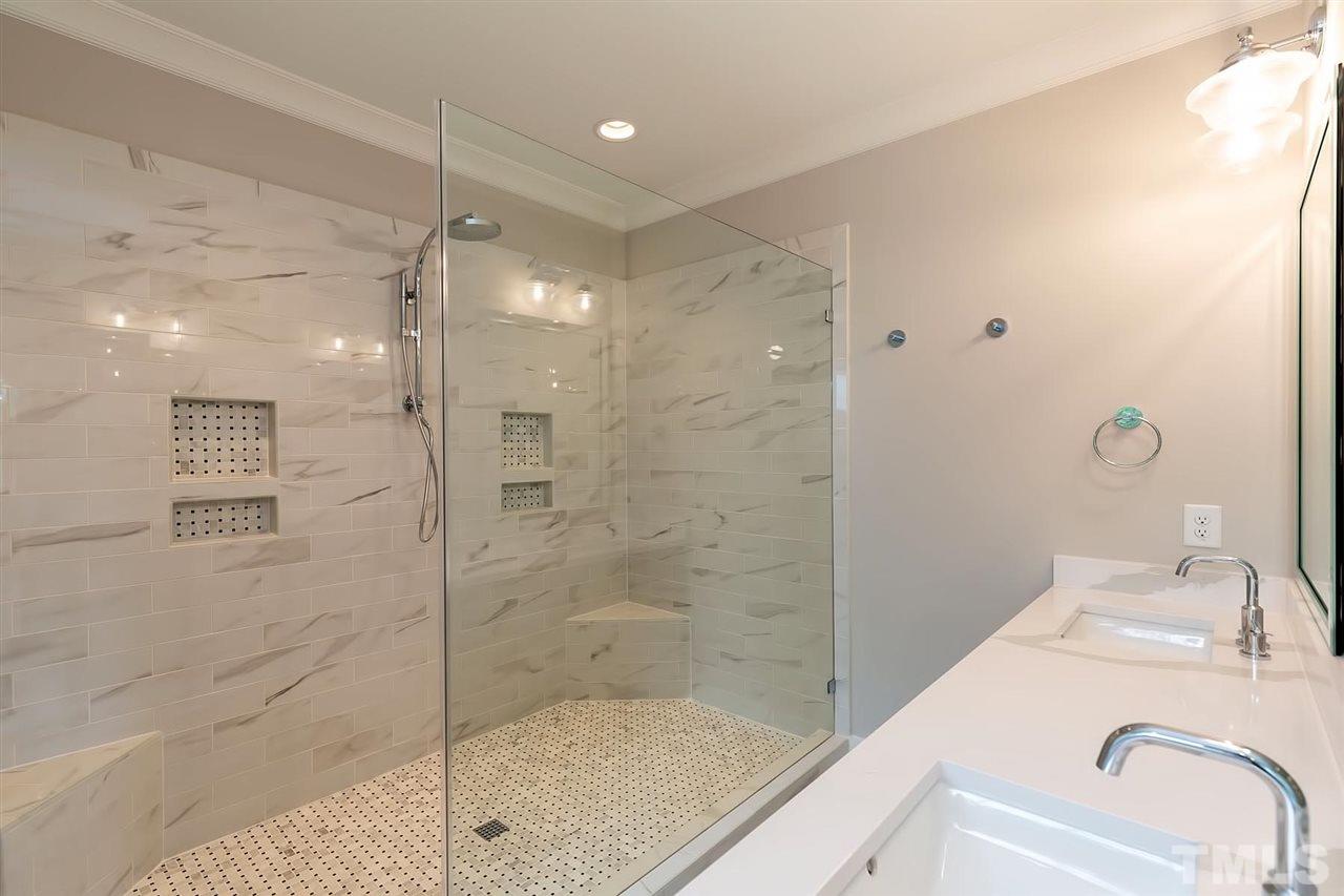 717 Mills Street Raleigh, NC 27608 - Photo 14 of 30