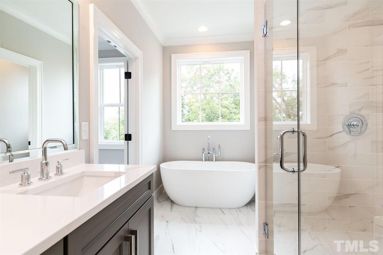 717 Mills Street Raleigh, NC 27608 - Photo 16 of 30