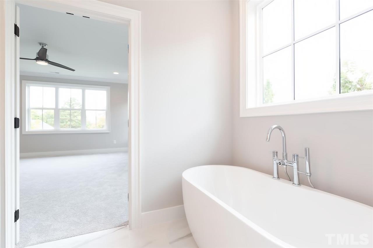 717 Mills Street Raleigh, NC 27608 - Photo 17 of 30
