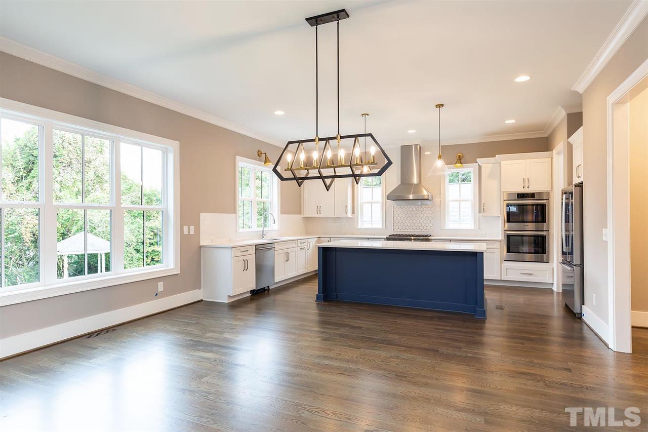 717 Mills Street Raleigh, NC 27608 - Photo 4 of 30