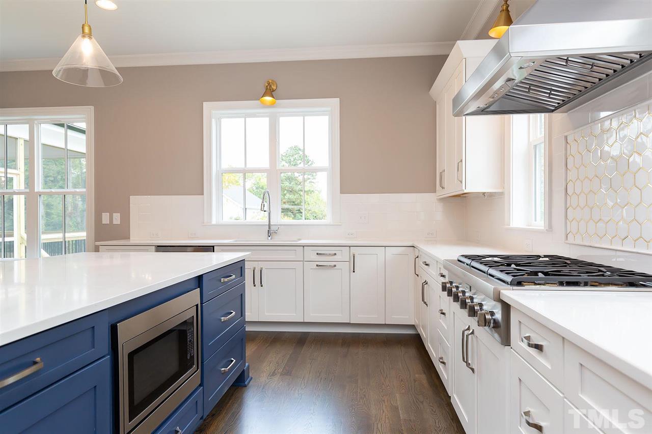 717 Mills Street Raleigh, NC 27608 - Photo 7 of 30