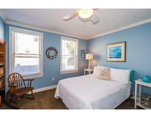 16 Elmwood Road Swampscott, MA 01907 - Photo 21 of 28 Gallery Image 21