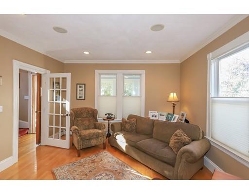 16 Elmwood Road Swampscott, MA 01907 - Photo 7 of 28 Gallery Image 7