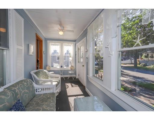 16 Elmwood Road Swampscott, MA 01907 - Photo 8 of 28 Gallery Image 8