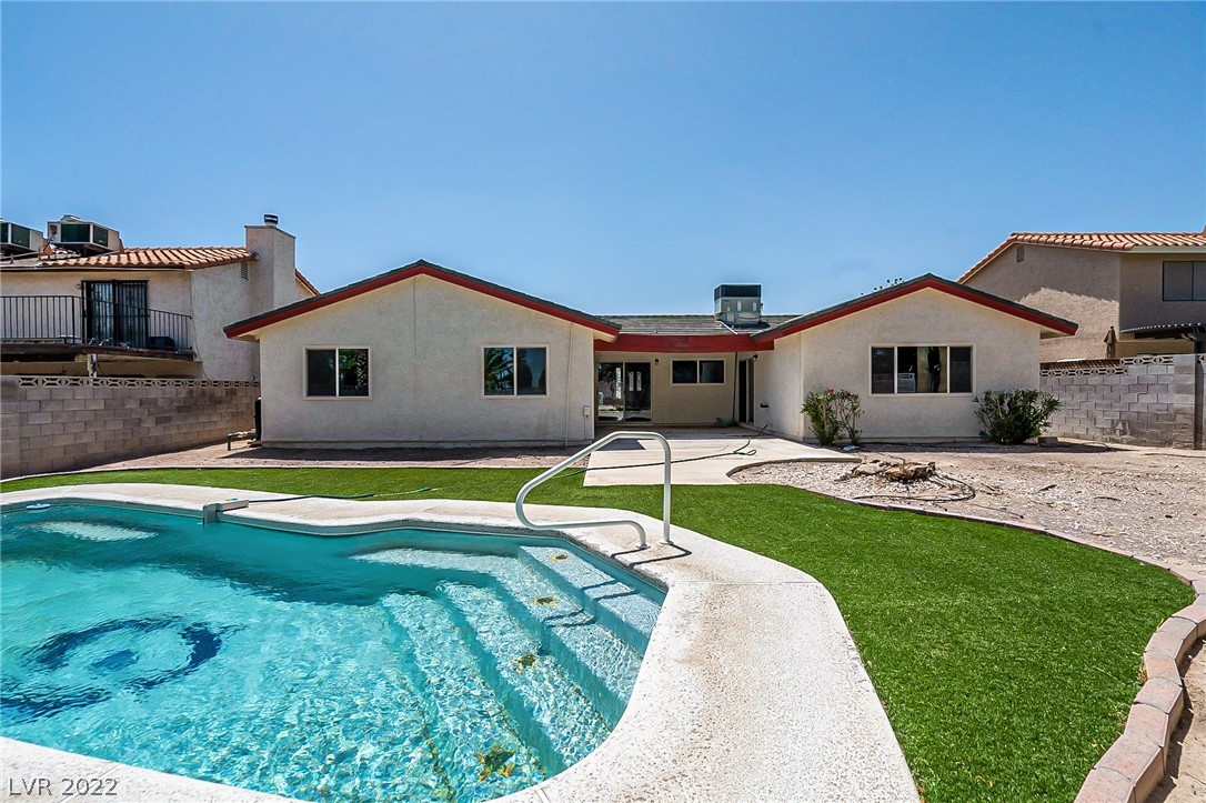 1902 Nuevo Road Henderson, NV 89014 - Photo 5 of 16 Gallery Image 5