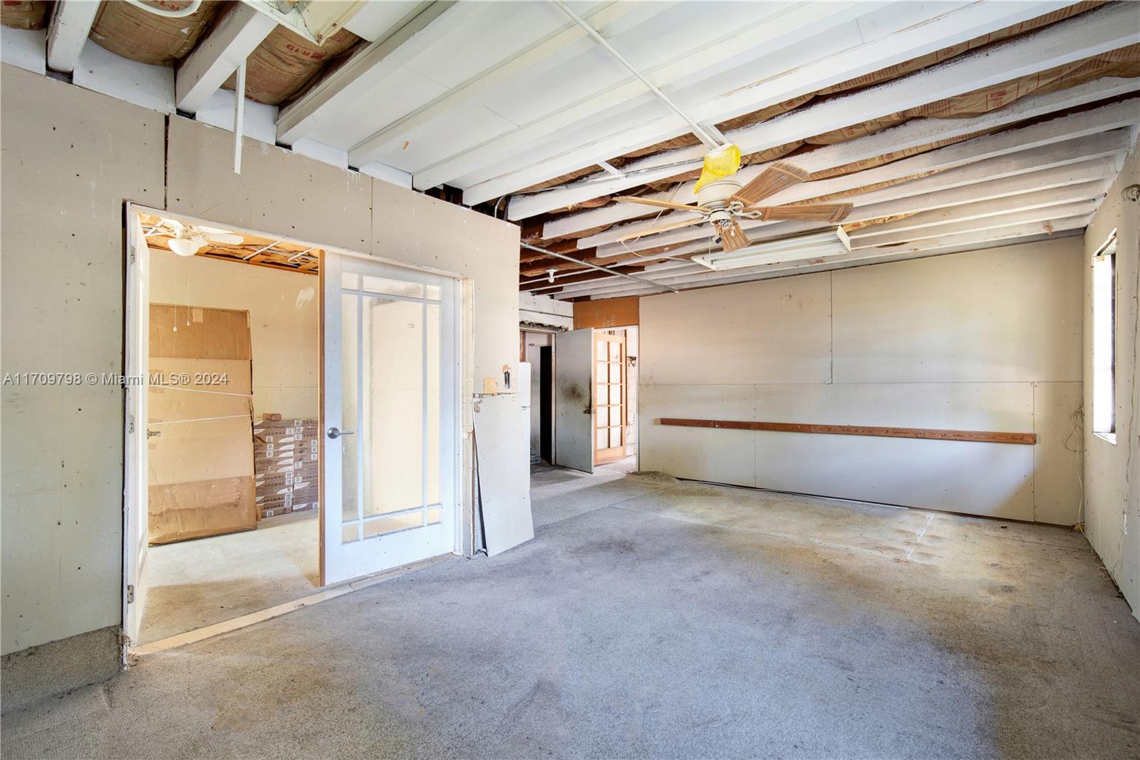 8135 Southwest 26th Street Miami, FL 33175 - Photo 37 of 40 Gallery Image 37