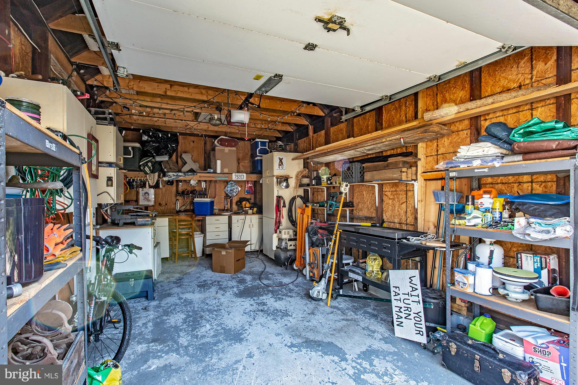 609 Hawks Bridge Road Carneys Point, NJ 08069 - Photo 22 of 31 garage