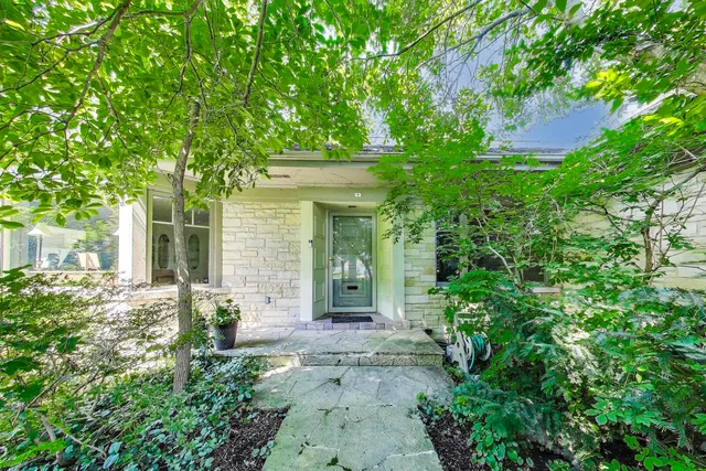 $1,299,000 | 1295 Sunview Lane, Winnetka, IL 60093