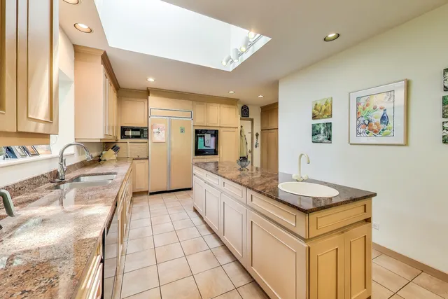 $1,299,000 | 1295 Sunview Lane, Winnetka, IL 60093